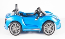 Load image into Gallery viewer, Porsche Style 12V Spyder 918 Sports Car With Remote and MP3